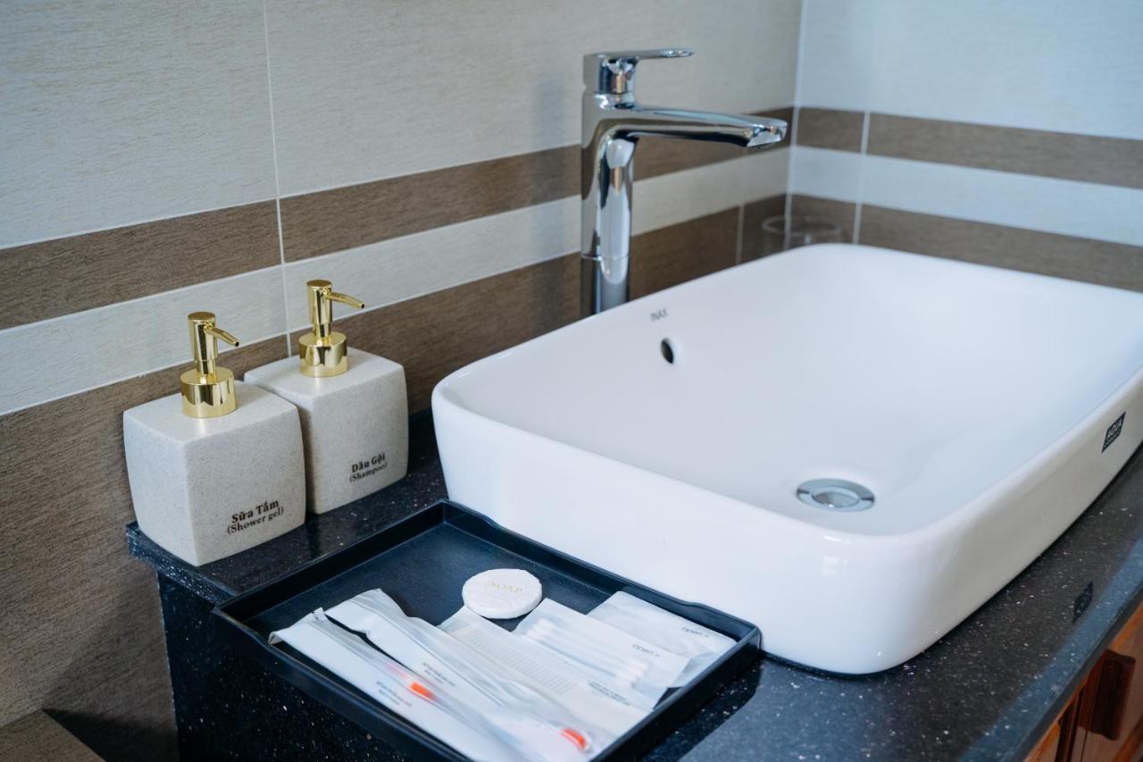 Khach San A68 Hotel Long My Екстериор снимка