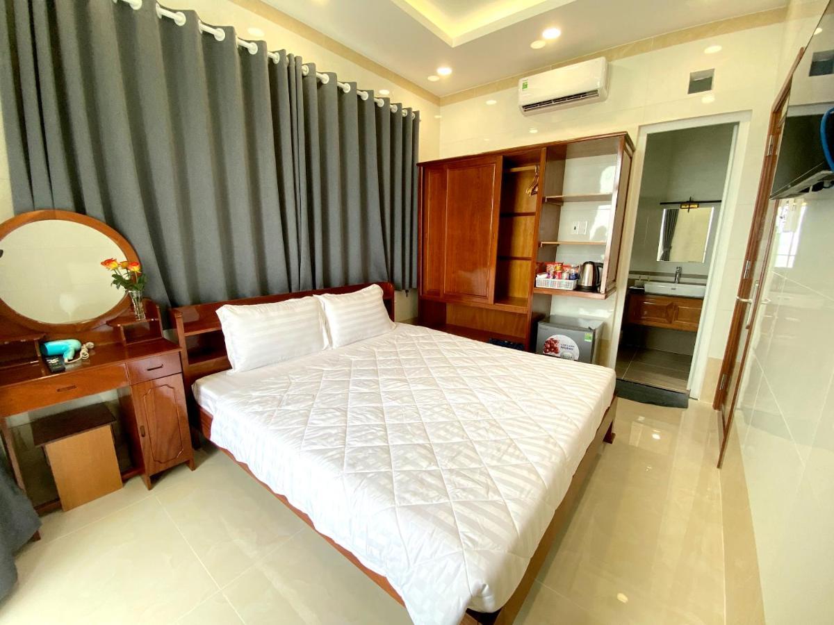Khach San A68 Hotel Long My Екстериор снимка